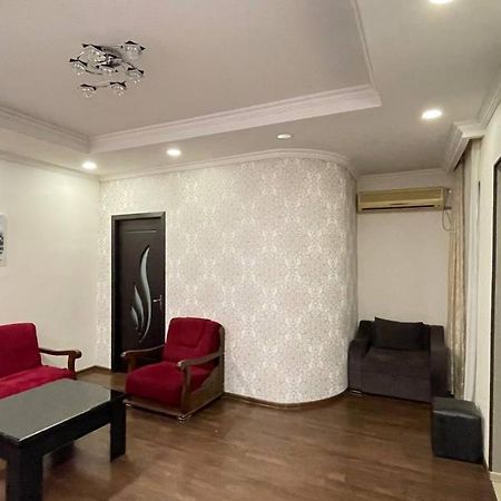 Elegant Modern Apartment Тбілісі Екстер'єр фото