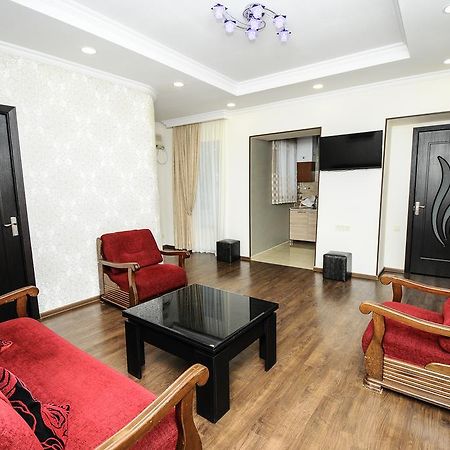 Elegant Modern Apartment Тбілісі Екстер'єр фото