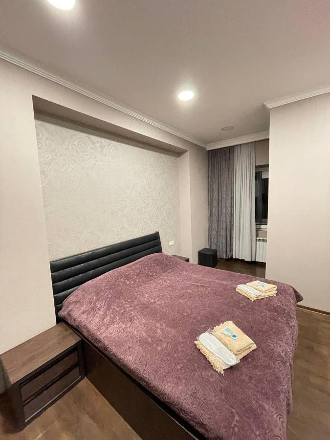 Elegant Modern Apartment Тбілісі Екстер'єр фото
