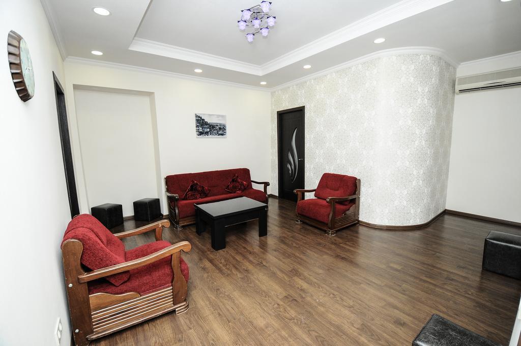 Elegant Modern Apartment Тбілісі Екстер'єр фото